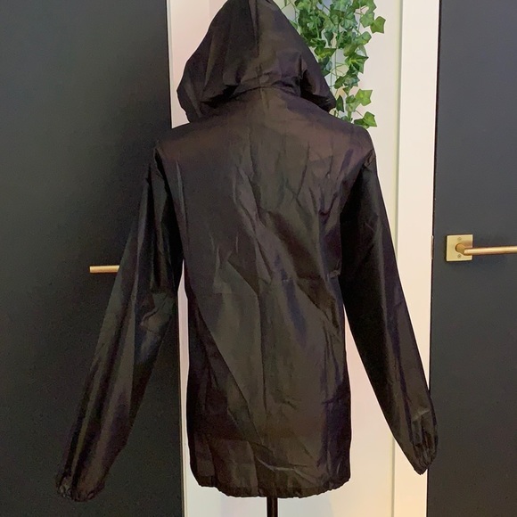 Boohoo rain jacket - Picture 3 of 4